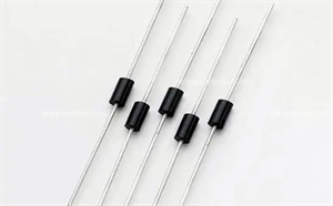 肖特基二極管：小巧玲瓏，功效不凡！